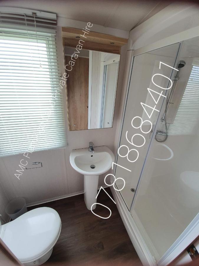 Flamingo Land - Cedar Wood Cw49 Hotel Kirby Misperton ภายนอก รูปภาพ