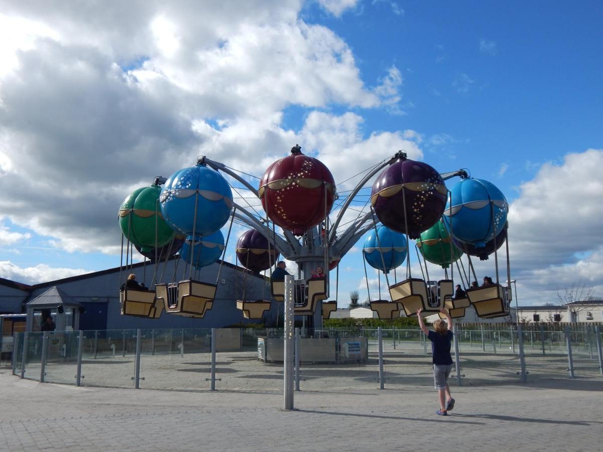 Flamingo Land - Cedar Wood Cw49 Hotel Kirby Misperton ภายนอก รูปภาพ